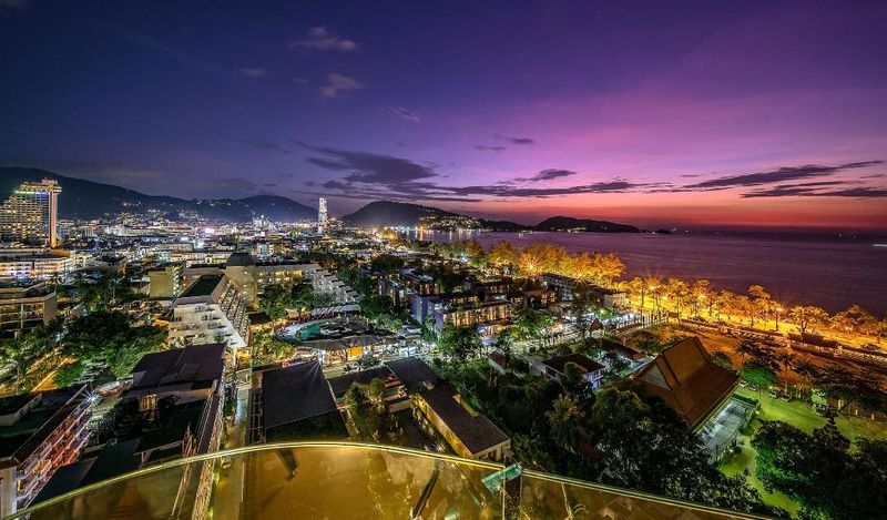 Hotel Andaman Beach Suites, Thailand, Patong. Großes 2