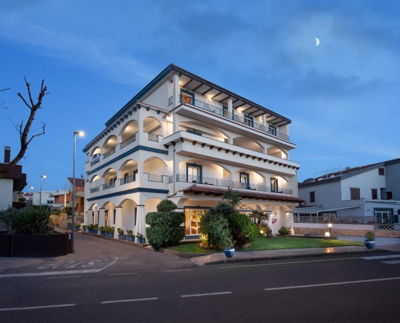 Hotel Rosa dei Venti, Italien, Castelsardo. Großes 16