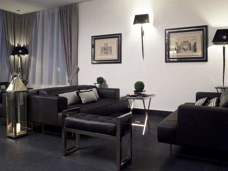 Hotel Lhp Napoli Palace & Spa, Italien, Neapel. Großes 2