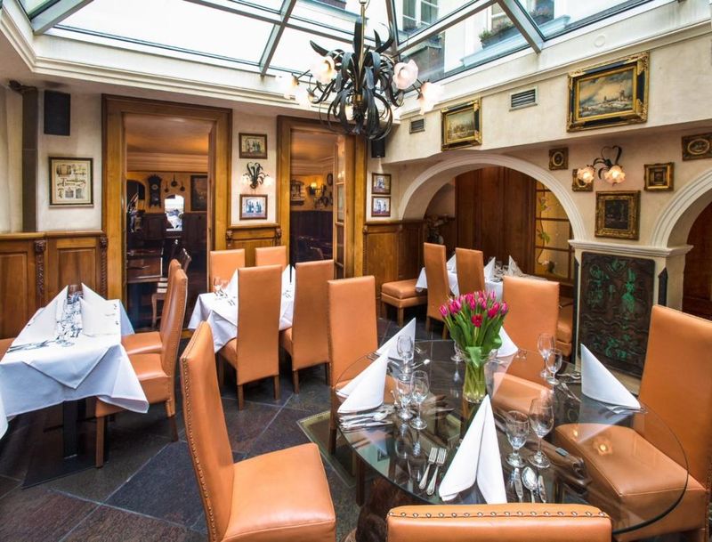 Hotel Hotel U Zlatého Stromu Prague by BHG, Tschechische Republik, Prag. Großes 2