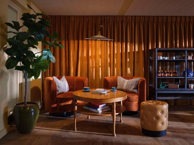 Hotel The Hoxton Lloyd Amsterdam, Niederlande, Amsterdam. Großes 2