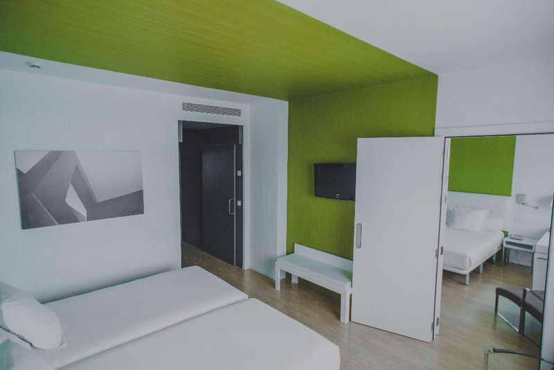 Hotel Zentral Castellana Norte, Spanien, Madrid. Großes 2