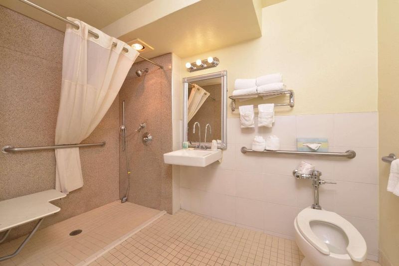 Hotel Quality Inn & Suites Montebello, USA, Montebello. Großes 42