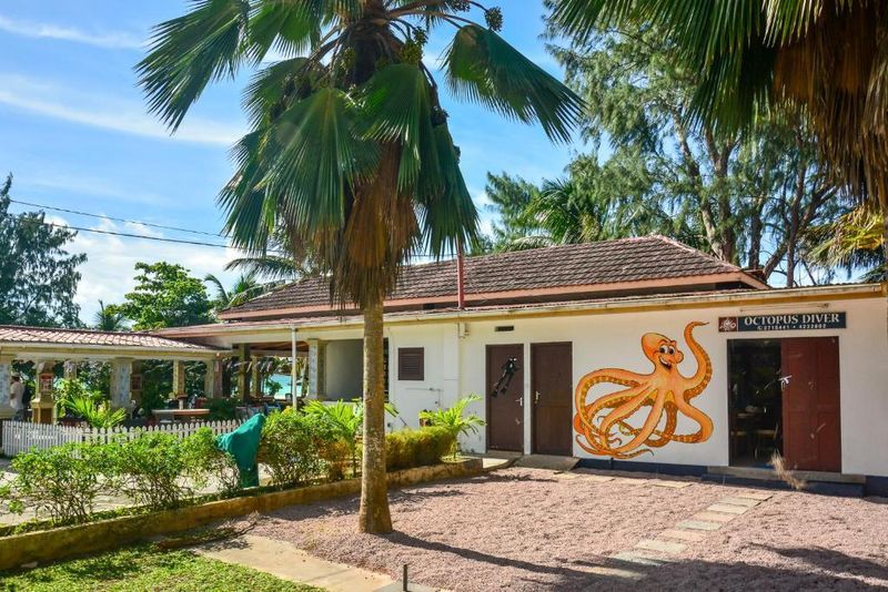 Hotel Berjaya Praslin Beach, Seychellen, Anse Volbert. Großes 1