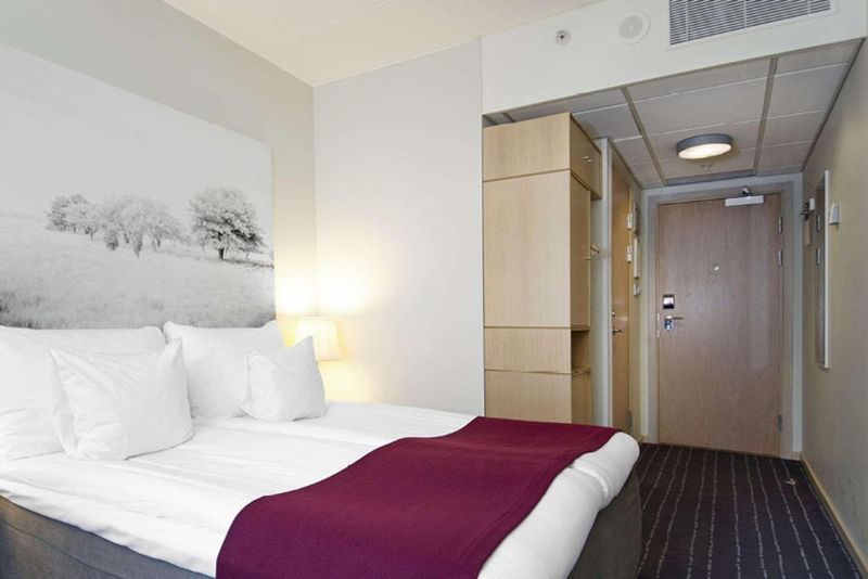 Hotel Clarion Hotel Sign, Schweden, Stockholm. Großes 1