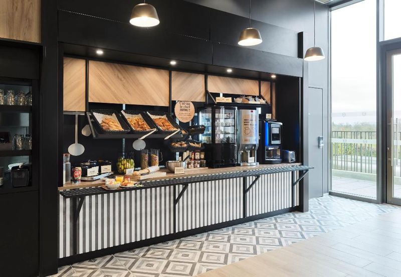 Hotel B&B Hotel Versailles Rocquencourt, Frankreich, Versailles. Großes 2