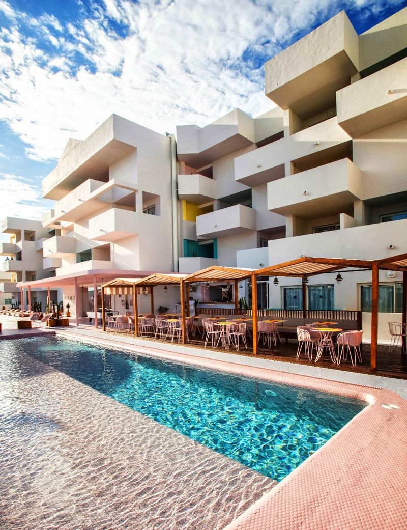 Hotel Paradiso Art Hotel, Spanien, Sant Antoni de Portmany. Großes 2