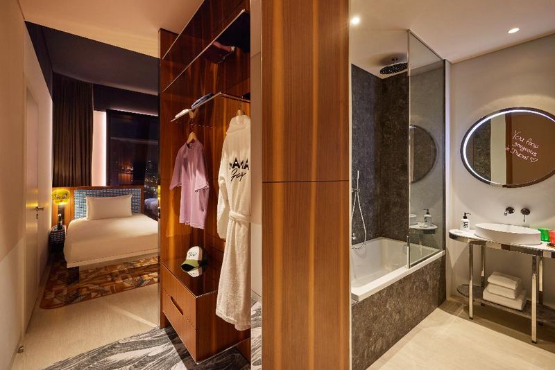 Hotel Mama Shelter Dubai (Opening December 2024), Vereinigte Arabische Emirate, Dubai. Großes 82