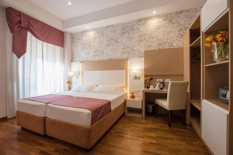 Hotel Diana Roof Garden, Italien, Rom. Großes 1