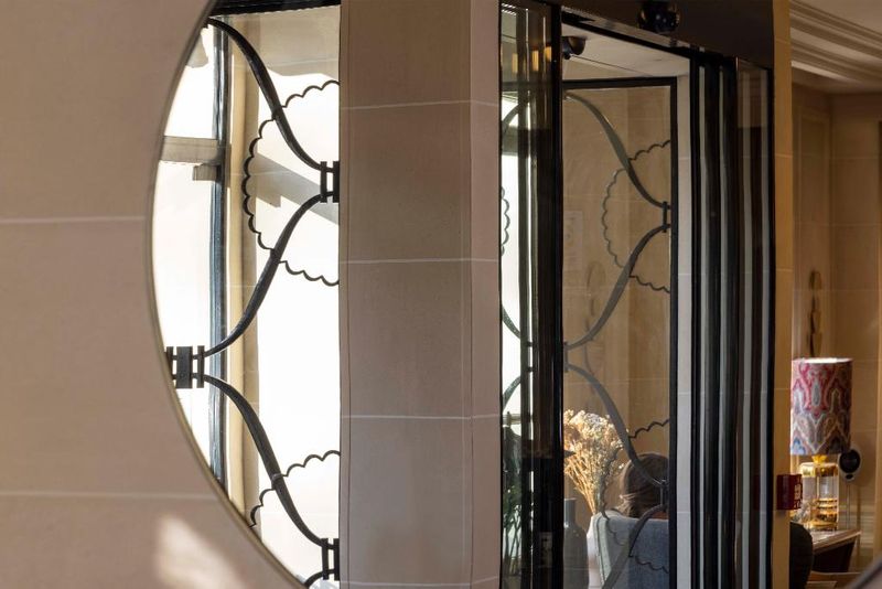 Hotel De Banville, Frankreich, Paris. Großes 2