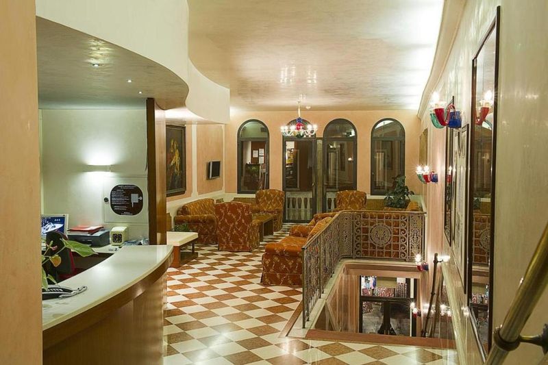 Hotel Nazionale, Italien, Venedig. Großes 2