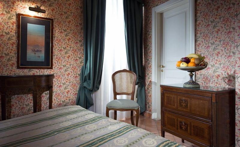 Hotel Chiaja Hotel de Charme, Italien, Neapel. Großes 1