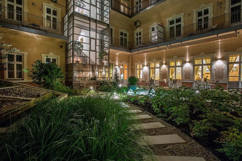 Hotel Mamaison Residence Izabella Budapest, Ungarn, Budapest. Großes 11