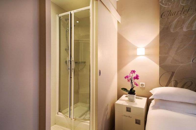 Hotel Chambellan Morgane, Frankreich, Paris. Großes 1