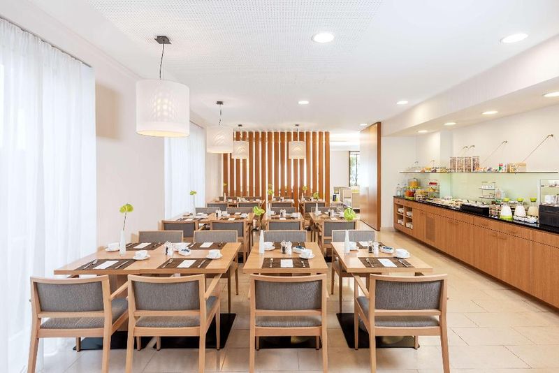 Hotel NH Frankfurt Messe , Deutschland, Frankfurt am Main. Großes 2