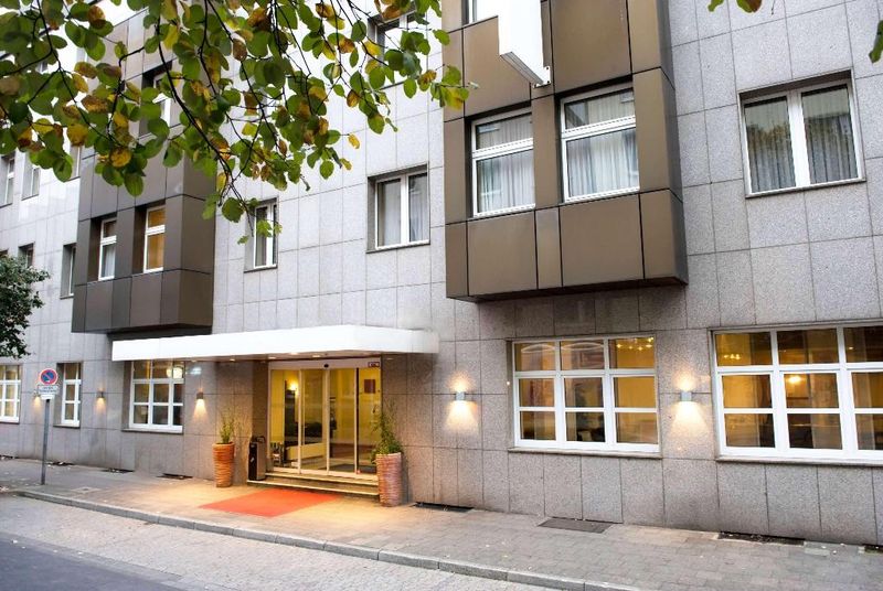 Hotel  Garden Duesseldorf City Centre Koenigsallee, Deutschland, Düsseldorf. Großes 20
