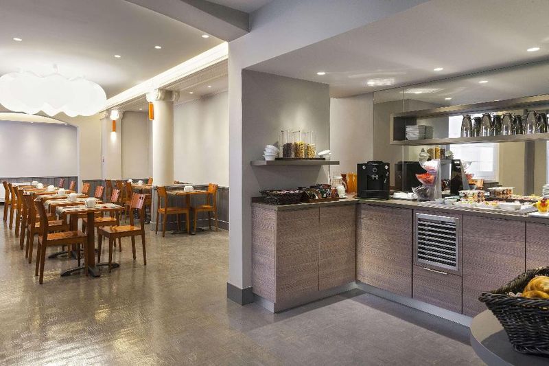 Hotel Timhotel Opera Blanche Fontaine, Frankreich, Paris. Großes 1