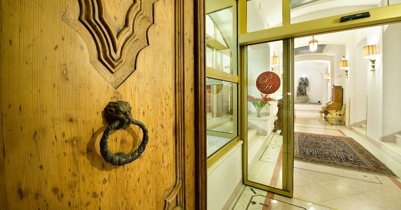 Hotel Charles Bridge Palace, Tschechische Republik, Prag. Großes 12