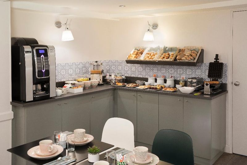 Hotel D'Espagne, Frankreich, Paris. Großes 1