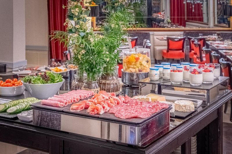 Hotel Trianon Rive Gauche, Frankreich, Paris. Großes 1