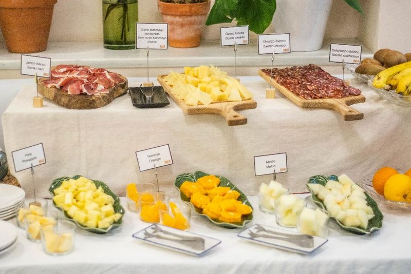 Hotel Apartamentos Suites Santa Cruz, Spanien, Sevilla. Großes 2