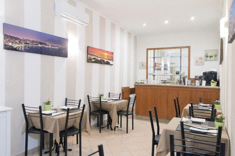 Hotel San Marco, Italien, Neapel. Großes 2