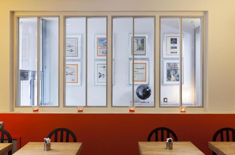 Hotel Douglas Hotel, Frankreich, Puteaux. Großes 2