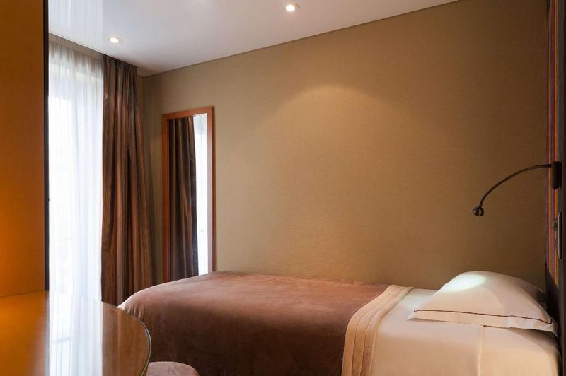 Hotel The Originals Boutique Hôtel du Vieux Saule, Paris, Frankreich, Paris. Großes 1