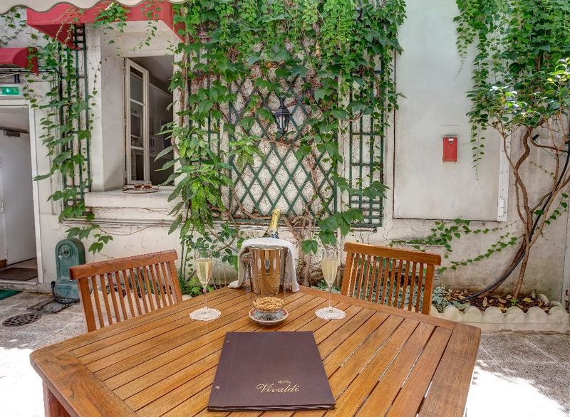 Hotel Hotel Vivaldi, Frankreich, Puteaux. Großes 18