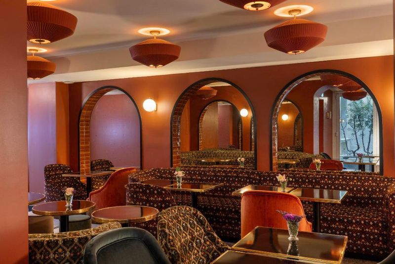 Hotel Hotel Ginette a la Folie, Frankreich, Paris. Großes 2