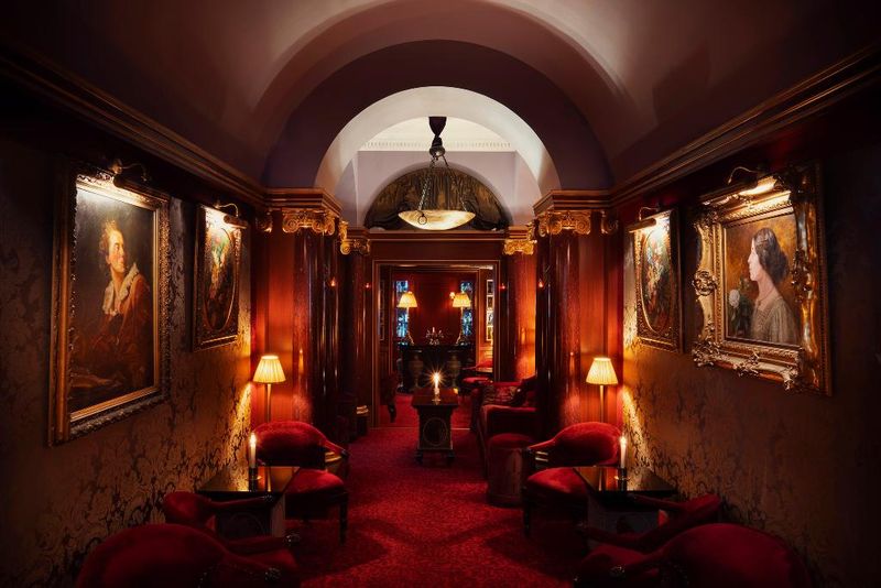 Hotel Maison Athenee, Frankreich, Paris. Großes 1