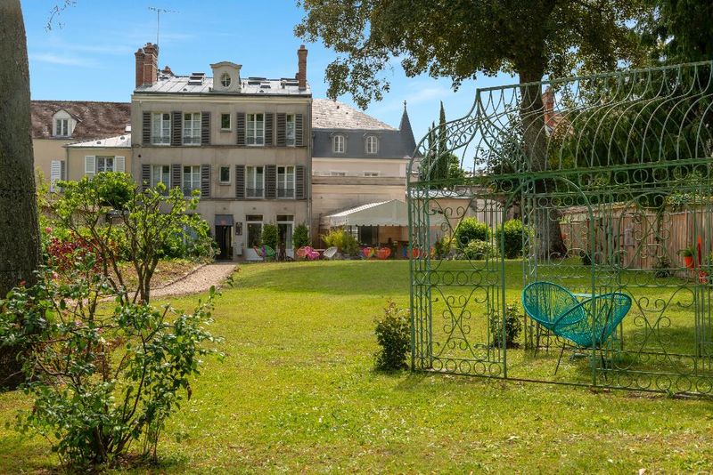 Hotel The Originals Boutique, Hôtel Victoria, Frankreich, Fontainebleau. Großes 32