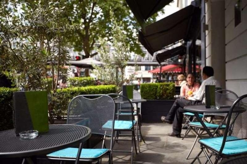 Hotel Tourisme Avenue, Frankreich, Paris. Großes 2