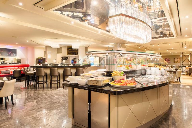 Hotel Leonardo Royal Hotel Dusseldorf Konigsallee, Deutschland, Düsseldorf. Großes 2