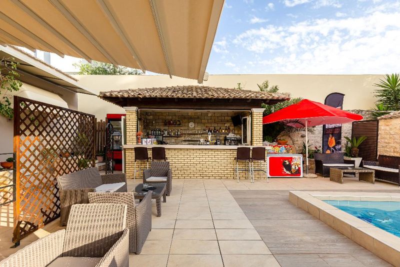 Hotel Oasis, Griechenland, Perama (Gastourion, Korfu). Großes 2