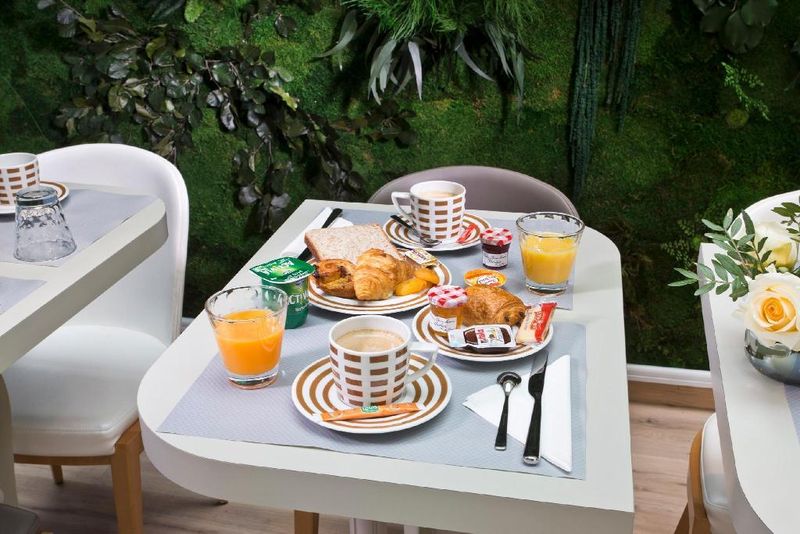 Hotel Hôtel Daumesnil Vincennes, Frankreich, Paris. Großes 2