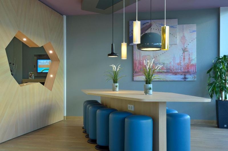 Hotel B&B Hotel Düsseldorf-Airport, Deutschland, Düsseldorf. Großes 2