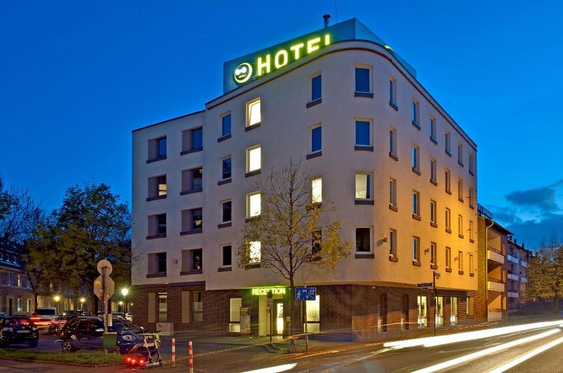 Hotel B&B HOTEL Düsseldorf City-Süd, Deutschland, Düsseldorf. Großes 2