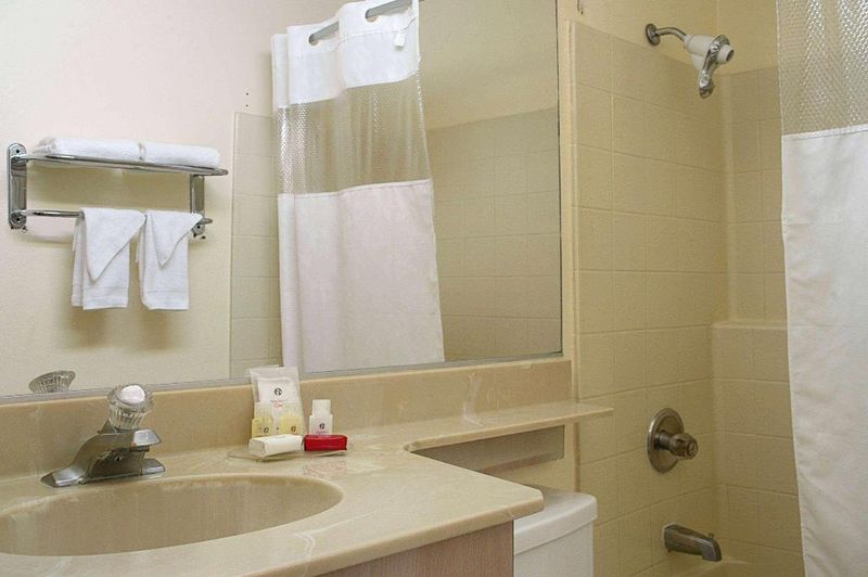 Hotel Ramada by Wyndham Los Angeles/Koreatown West, USA, Los Angeles. Großes 2