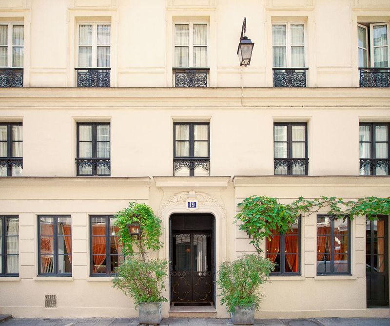 Hotel Bourg Tibourg, Frankreich, Paris. Großes 25