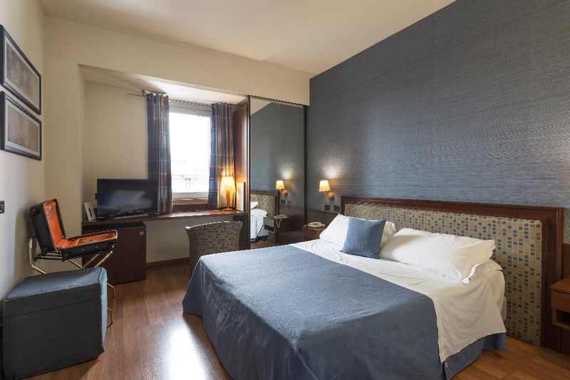 Hotel Montreal, Italien, Ragusa. Großes 28