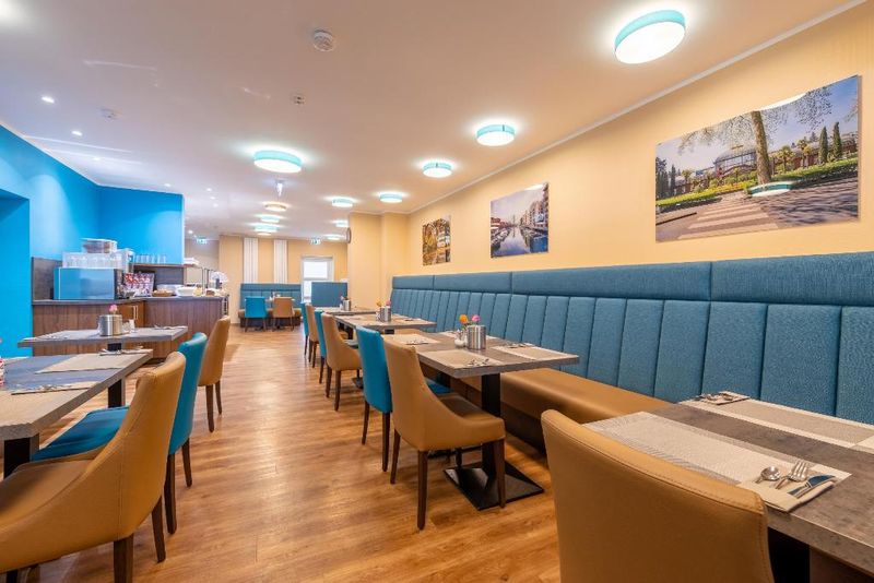 Hotel Trip Inn Messe Westend, Deutschland, Frankfurt am Main. Großes 2