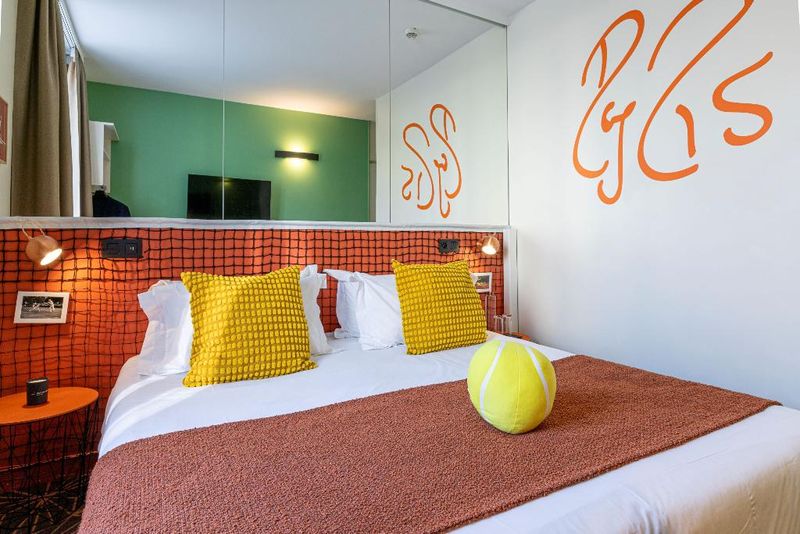 Hotel Hotel Olympic Paris Boulogne by Patrick Hayat, Frankreich, Boulogne-Billancourt. Großes 47