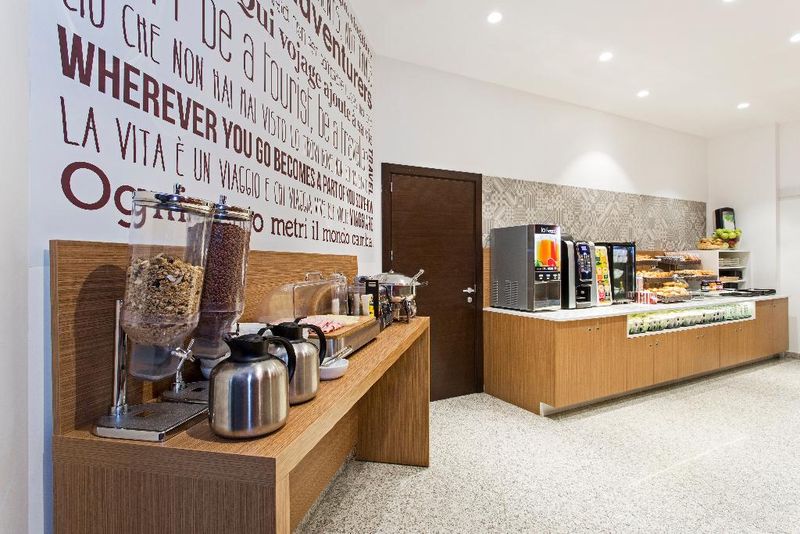 Hotel B&B Hotel Milano San Siro, Italien, Mailand. Großes 1