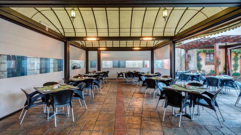 Hotel Piazza Hotel Montecasino, Südafrika, Fourways. Großes 2