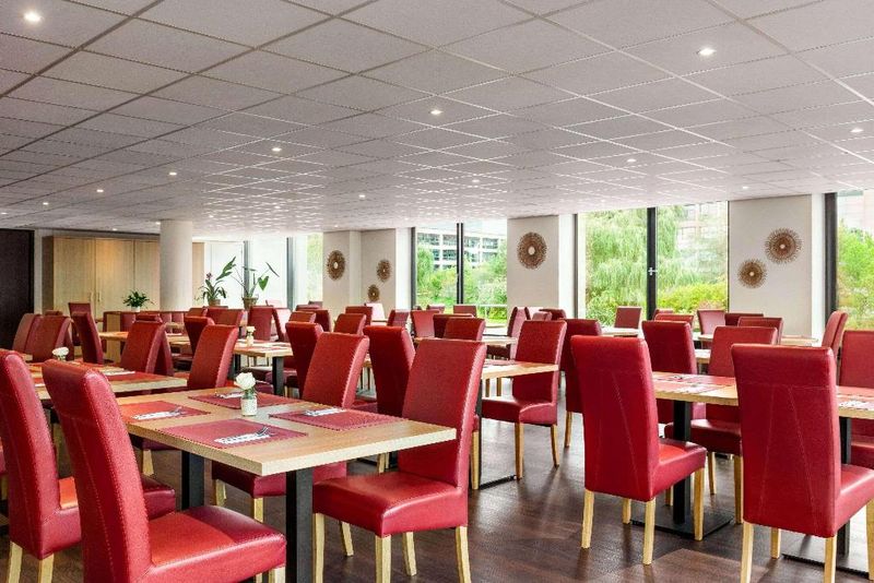Hotel Amedia Amsterdam Airport, Trademark Collection by Wyndham, Niederlande, Schiphol. Großes 37