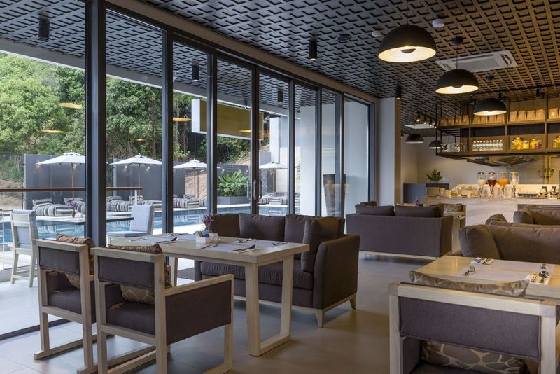 Hotel Hotel IKON Phuket, Thailand, Karon Beach. Großes 2