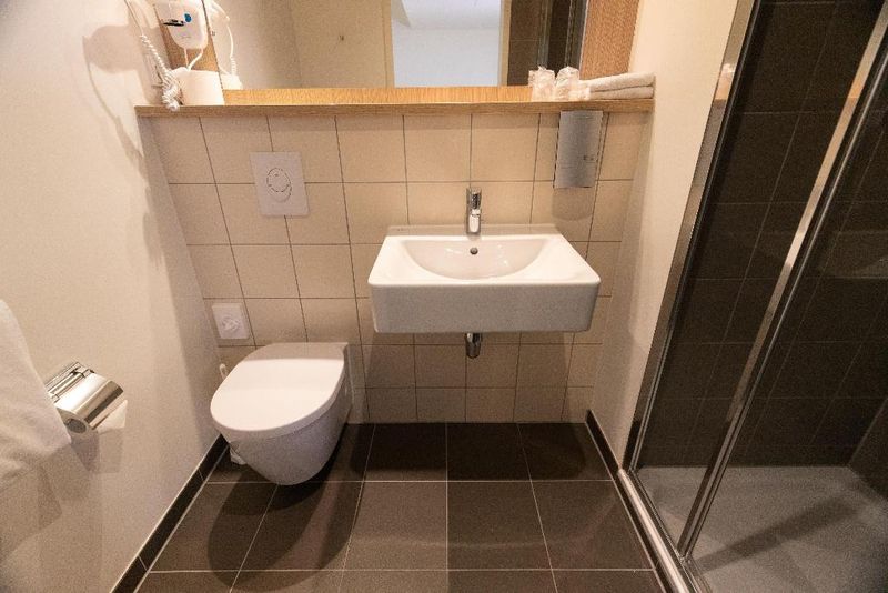 Hotel B&B Hotel Frankfurt-Airport, Deutschland, Frankfurt am Main. Großes 18