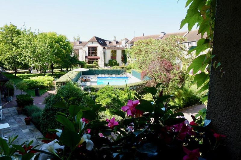 Hotel Le Manoir De Gressy, Frankreich, Gressy. Großes 17