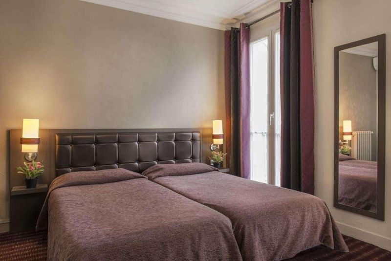 Hotel Grand Hotel Leveque, Frankreich, Paris. Großes 2